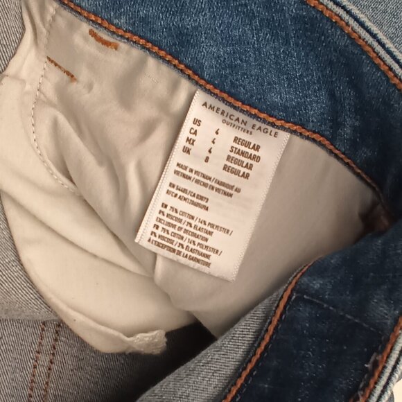 American Eagle Brand Denim Jeans Size 4 Low Rise Skinny Leg Medium Wash - Picture 5 of 10